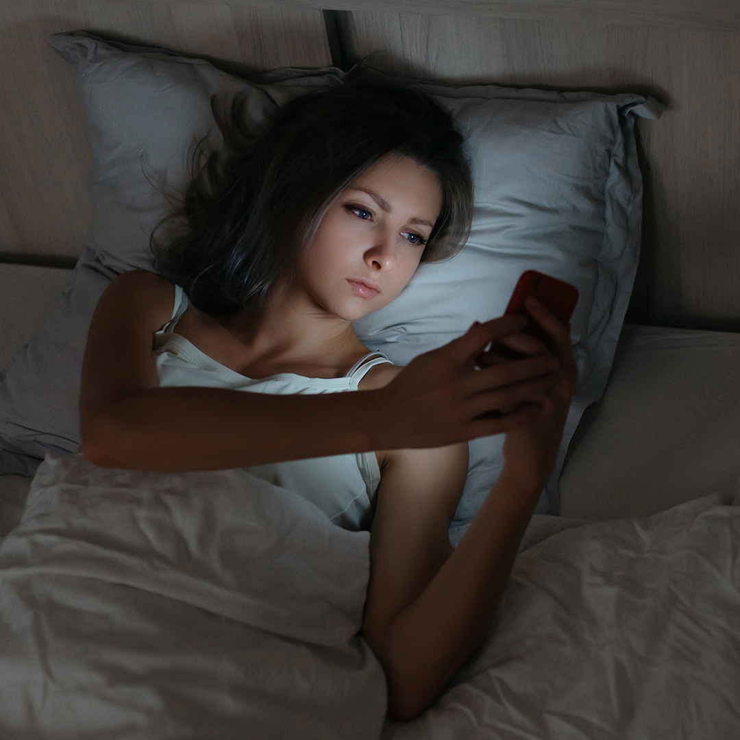 razones por qué me despierto cansado celular