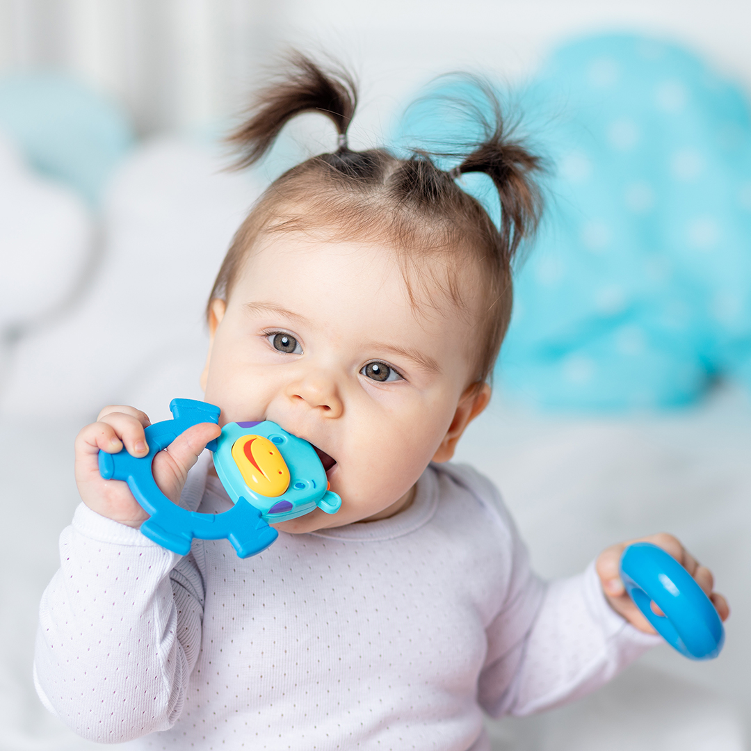 síntomas salida de dientes morder objetos